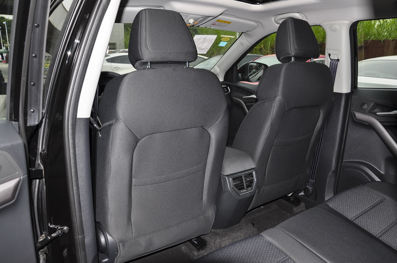 2016款锐腾 1.5T自动精英版