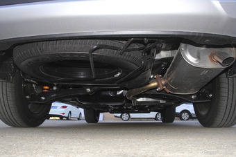 2018款欧蓝德2.0L自动两驱荣耀版5座