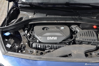 2018款宝马2系旅行车220i 2.0T自动豪华套装