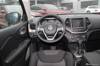 2016款自由光2.0L自动智能版