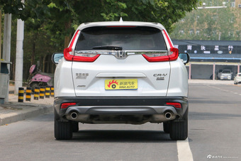 2017款CR-V 1.5T 240TURBO自动四驱豪华版