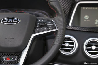 2017款瑞风S7 1.5T自动豪华智能型