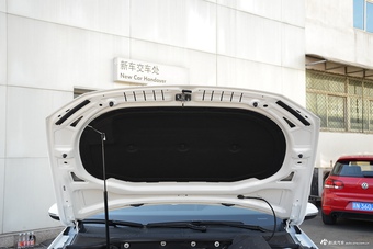 2017款迈腾1.8T自动330TSI DSG领先型