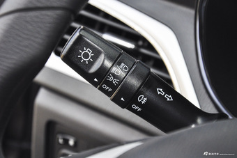 2016款悦翔V7 1.6L自动乐享型国IV