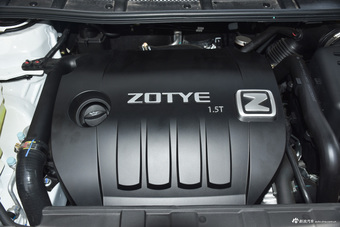 2015款众泰Z500 1.5T 手动豪华型 萨丁白