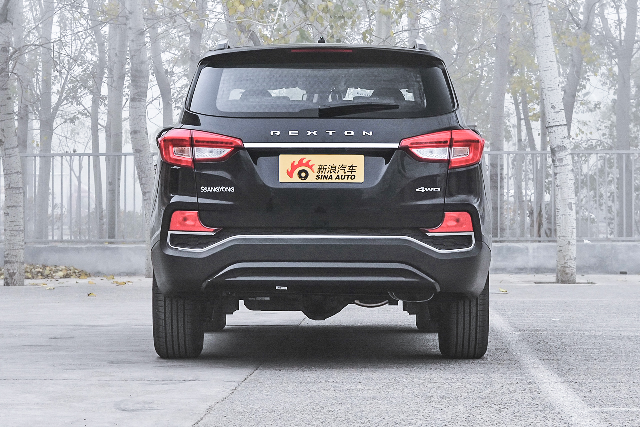 实拍新一代雷斯特 20万级带大梁的硬派越野