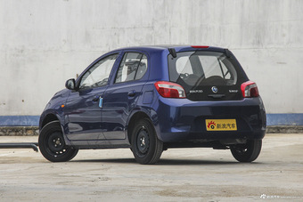 2014款启辰R30 1.2L手动尊享版