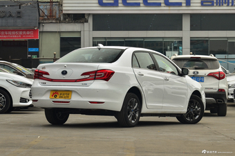 2017款比亚迪秦100 1.5T