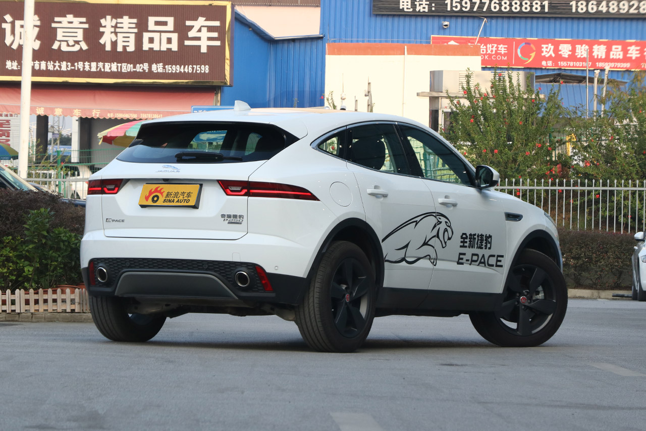 2018款捷豹E-PACE SE 2.0T自动P250