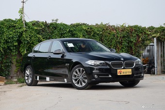 2017款宝马5系2.0T自动528Li 领先型