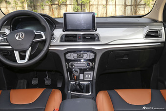 2017款北汽威旺M50F 1.5L手动舒适型