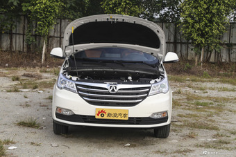 2017款北汽威旺M50F  1.5L手动舒适型图片