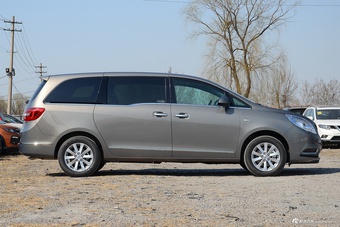 2017款GL8 2.5L自动豪华型