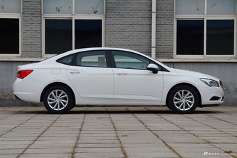 2017款威朗1.5L自动进取型