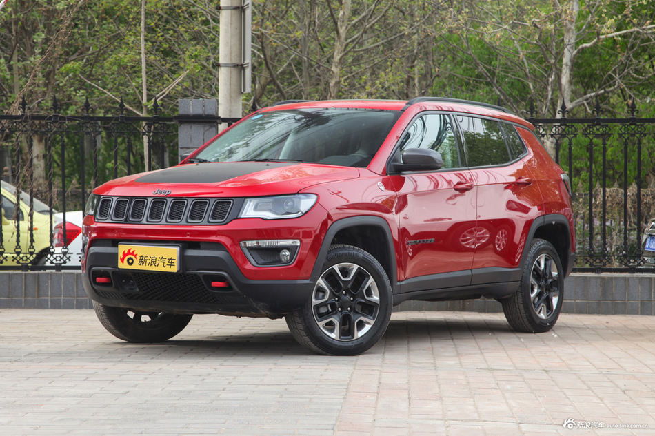 高性价比的新中产家庭SUV 实拍Jeep指南者200TS