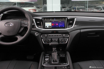 2017款传祺GS7 320T 2.0T两驱豪华智联型