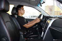 2017款黄海N3 2.5T手动两驱运动版XD25T5