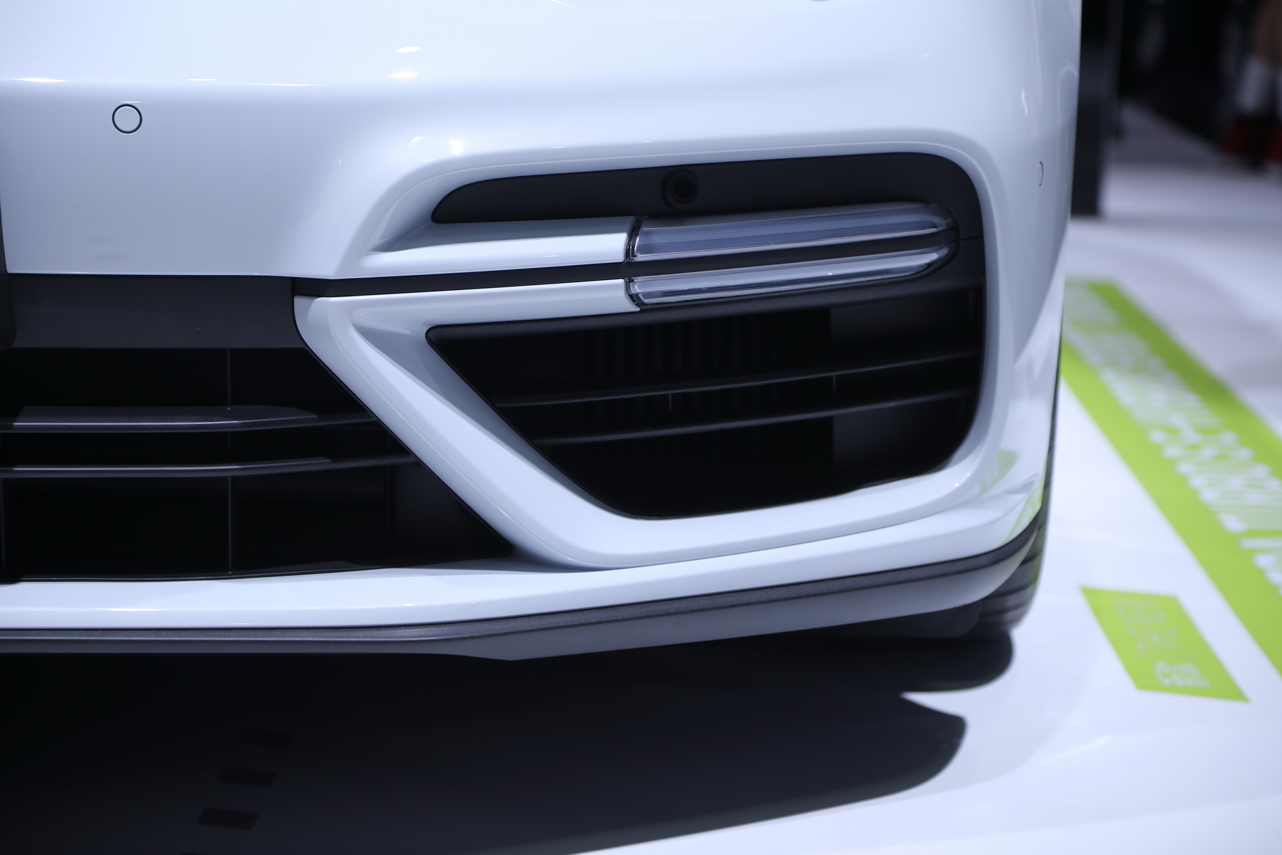 保时捷Panamera Turbo S E-Hybrid Sport Turismo