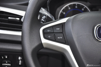 2016款悦翔V7 1.6L自动乐享型国V