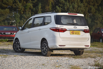 2016款长安欧尚1.5L手动豪华型