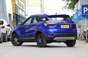 2016款驭胜S330 1.5T自动两驱旗舰版