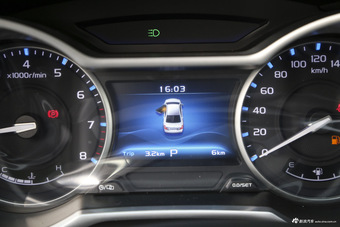 2017款吉利帝豪1.5L自动三厢百万款向上版