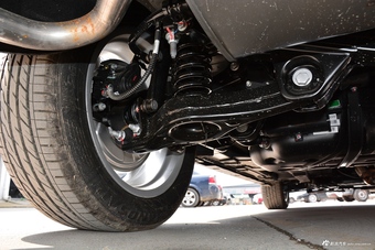 2017款众泰T700 1.8T自动尊享型