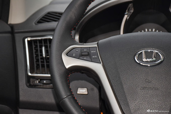 2017款圣达菲1.5T手动两驱智享i3型