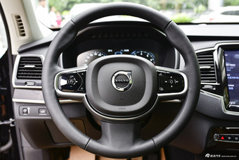 2015款沃尔沃XC90 2.0T自动 T6智雅版7座