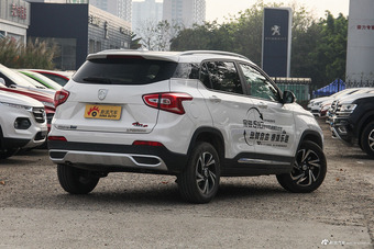 2017款宝骏510 1.5L自动豪华型