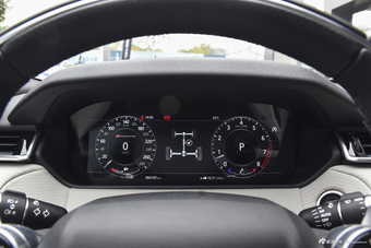 2018款揽胜星脉3.0T自动P380 R-DYNAMIC SE