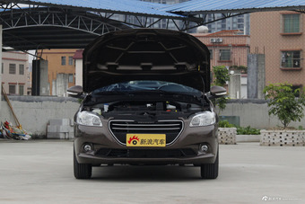 2016款标致301 1.6L自动舒适型