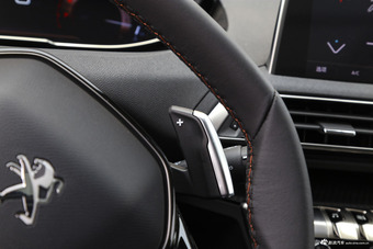 2017款标致4008 1.8T自动380THP精英版