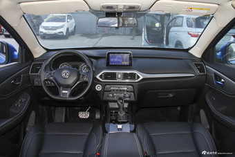 2018款风光S560改款 1.8L CVT尊贵型5座图片