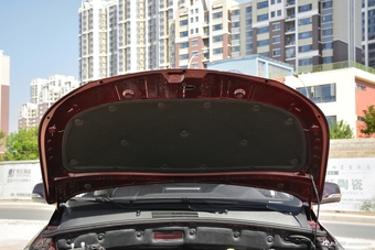 2017款宝骏560 1.5T DCT旗舰型7座