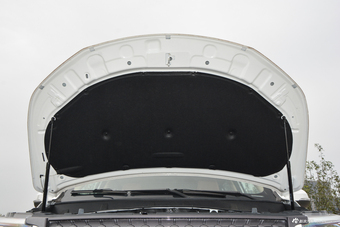 2018款北汽幻速S7 1.5T 手动尊贵型