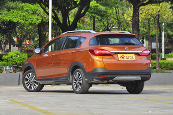 2016款风神AX3 1.5L自动致酷型