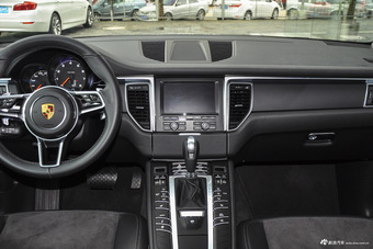 2016款保时捷Macan 2.0T自动