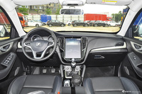 2016款众泰SR7 1.5T手动魔方之心版