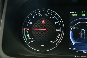 2018款比亚迪唐新能源2.0T全时四驱智联创睿型7座