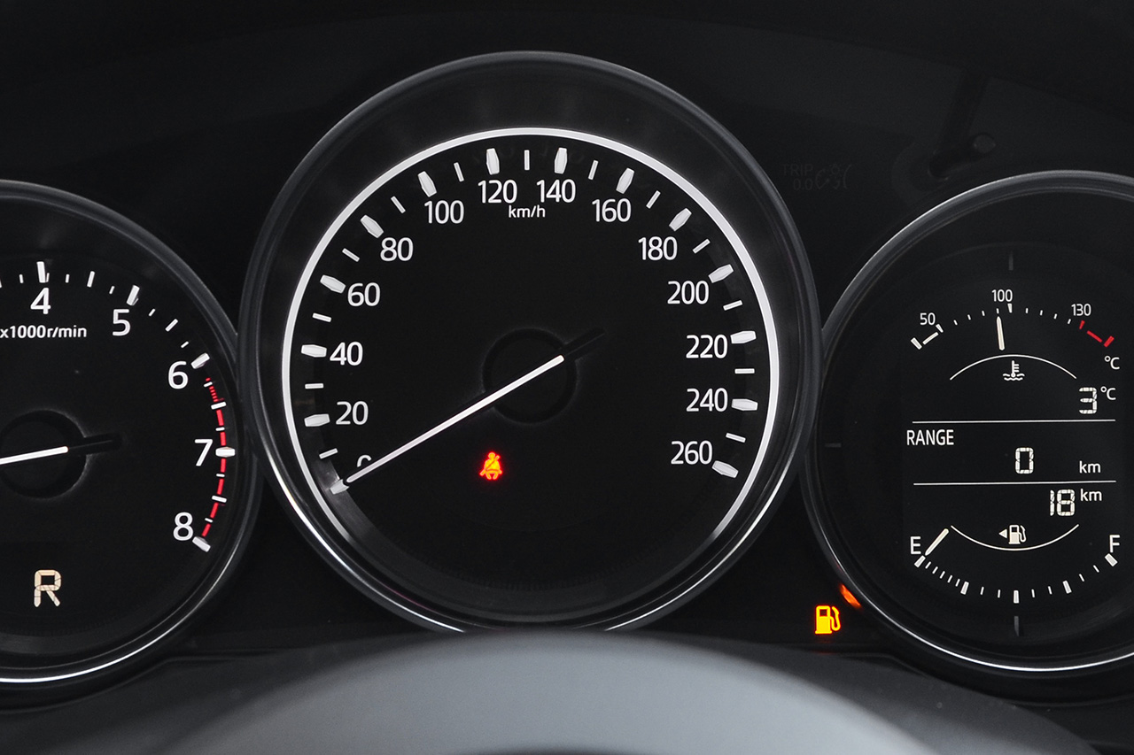 2018款阿特兹2.5L自动蓝天运动版