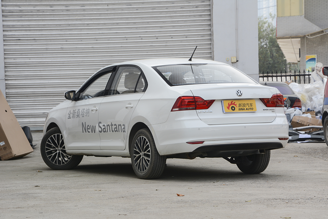 2017款桑塔纳浩纳1.6L自动豪华版