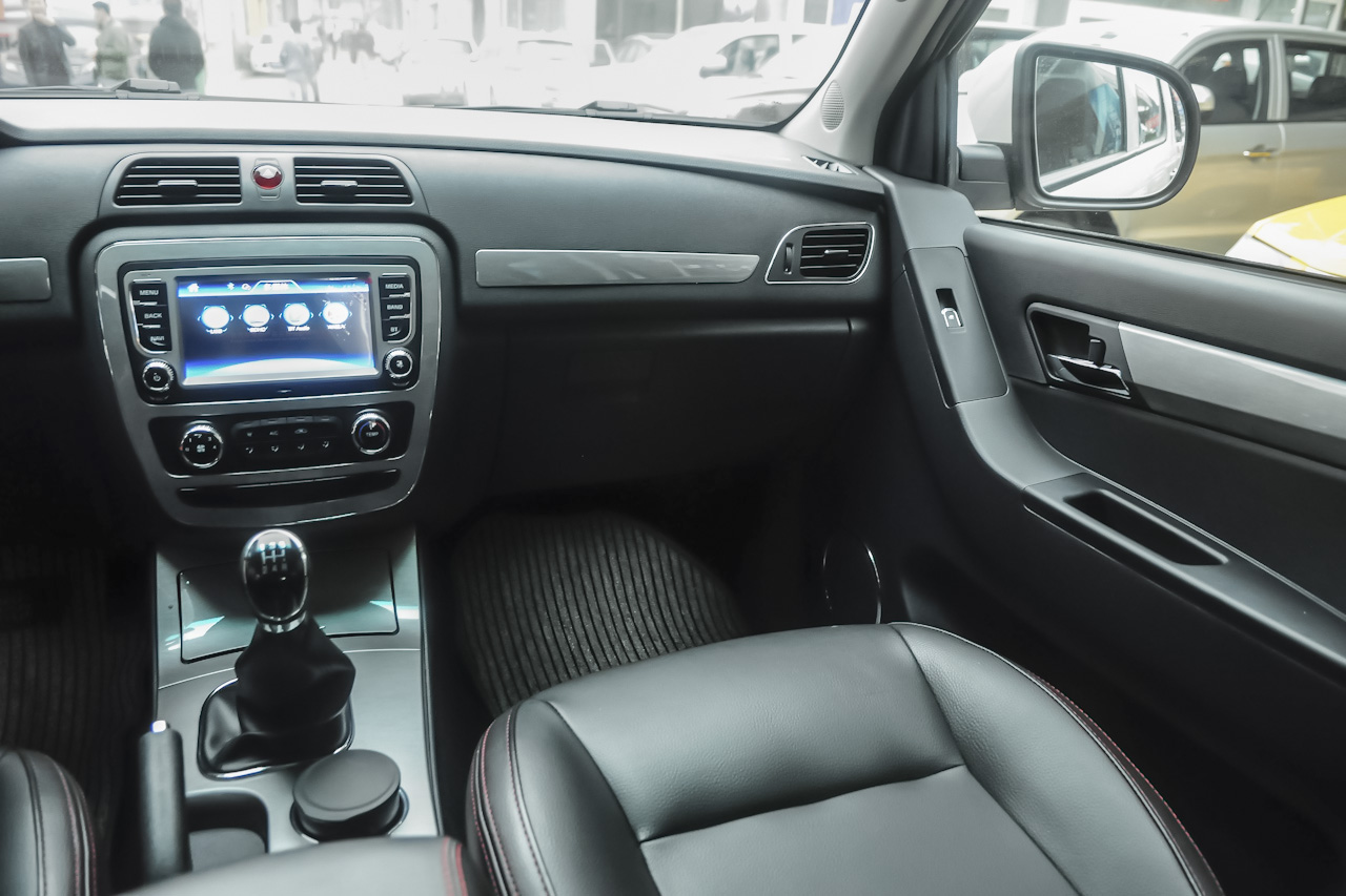 2015款 帅铃T6 2.0L汽油新锐型HFC4GA3-3D