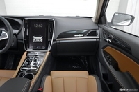 2018款比亚迪秦EV450 智联尊尚型