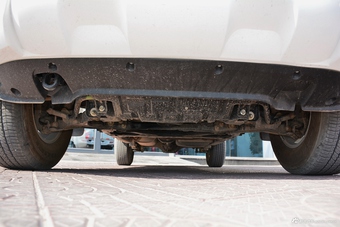 2017款纳瓦拉2.5L自动两驱豪华版QR25