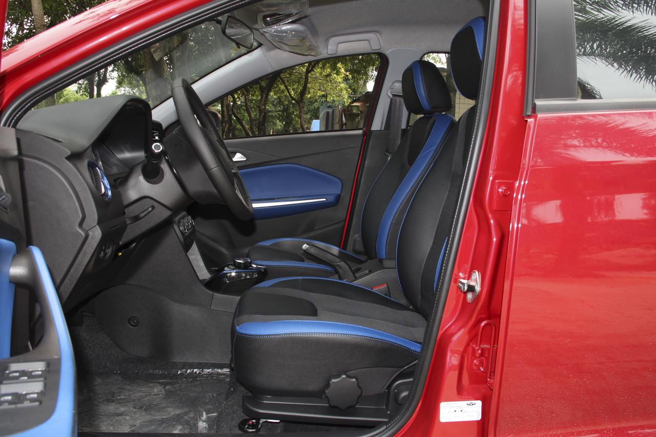  2018款瑞虎3xe新能源 400畅行版