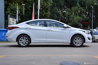 2016款朗动 1.6L自动尊贵型