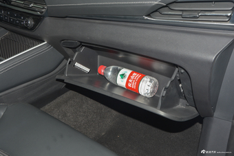 2017上汽大通D90 2.0T手动两驱火星