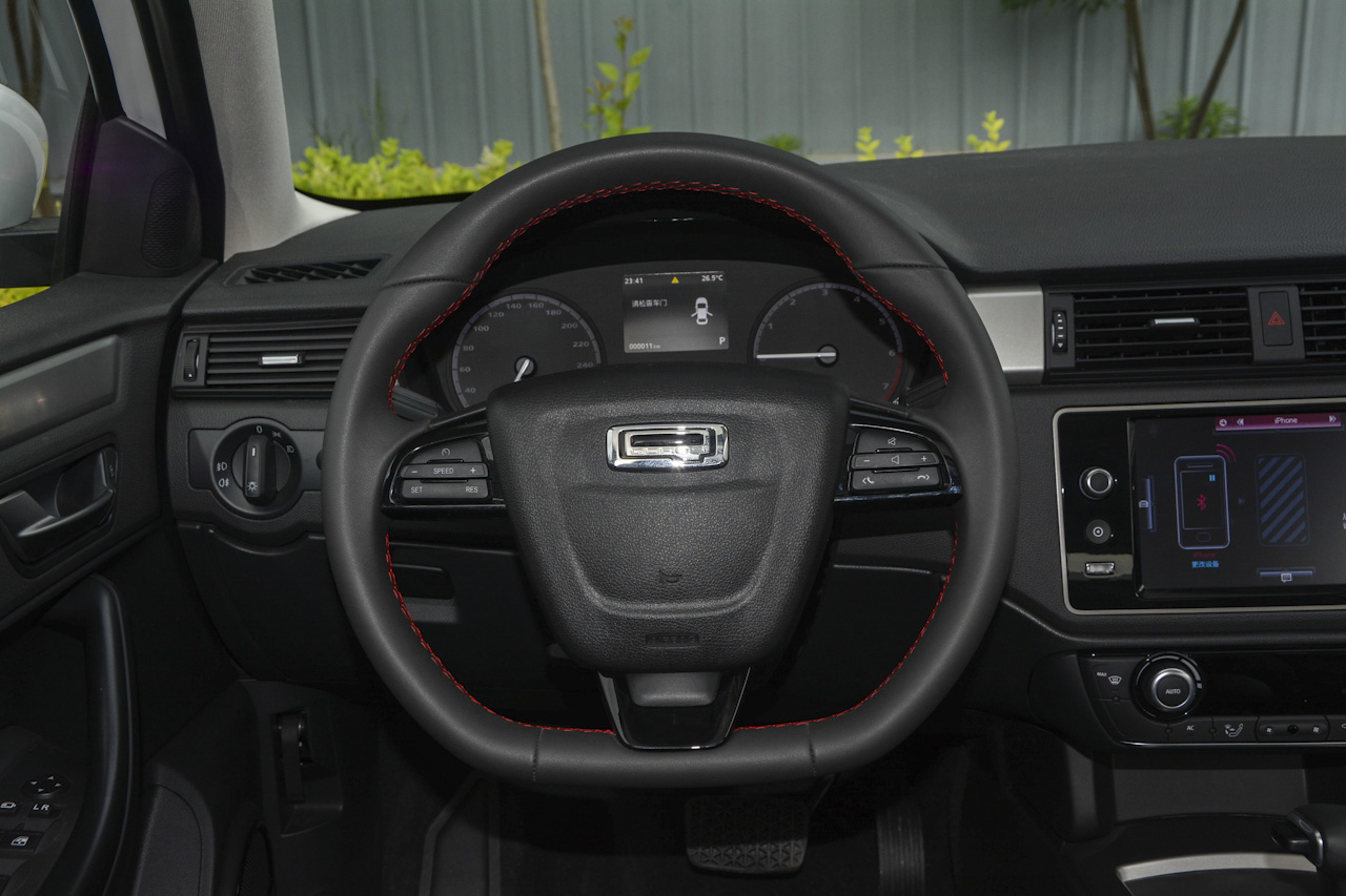  2018款观致3都市SUV 1.6T自动尊贵型