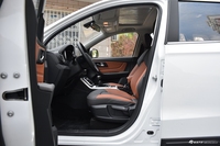 2019款奔腾X40 1.6L自动互联智酷型